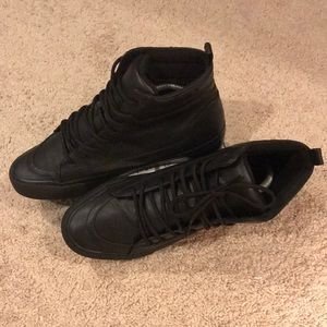 H&M Divided Sneakers